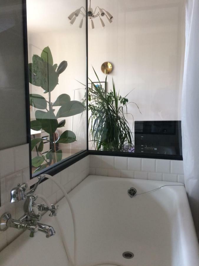 Sunrise Apartment In The Quiet Centre Riga Ngoại thất bức ảnh
