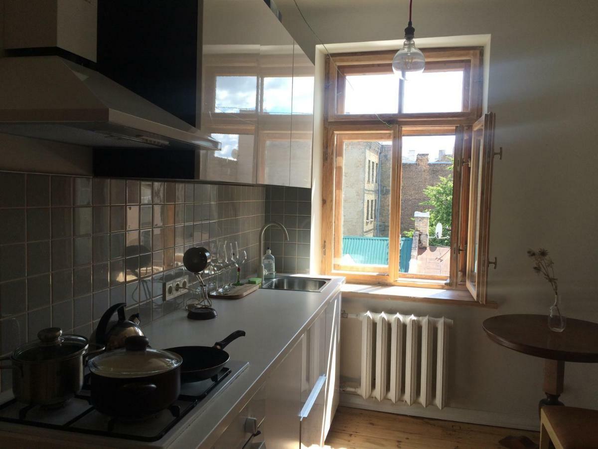Sunrise Apartment In The Quiet Centre Riga Ngoại thất bức ảnh